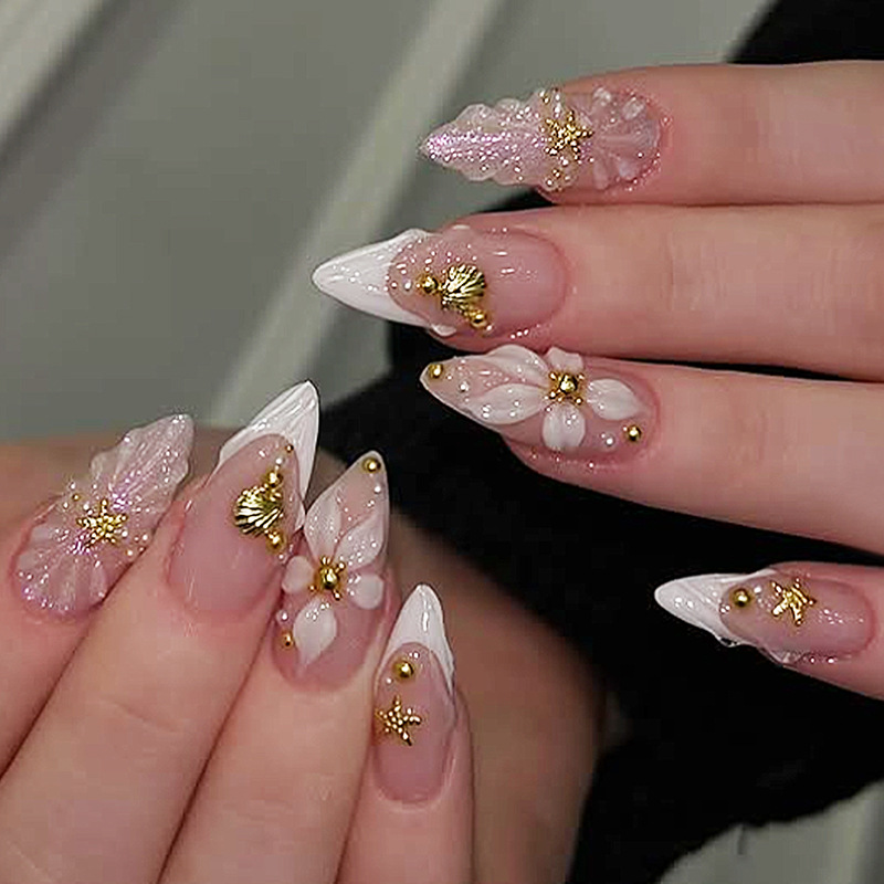 Nail Art Aesthetic - 24 قطعة أظافر صناعية جاهزة لاصقة