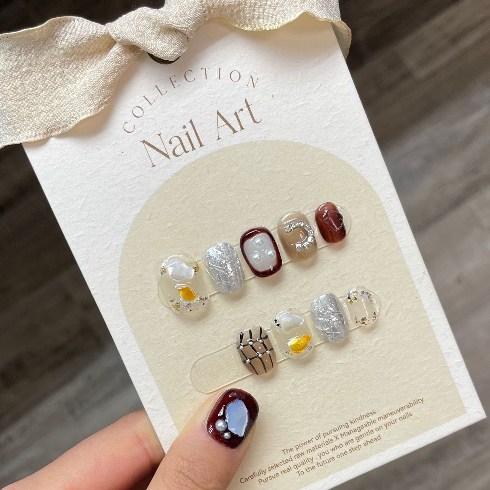 Nail Art Cat Eye Simple - 10 قطع أظافر صناعية قصيرة سوداء
