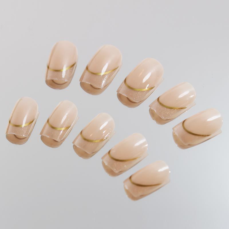 أظافر صناعية متوسطة الطول للنس - مراجعة Nail Art Aesthetic وسعره