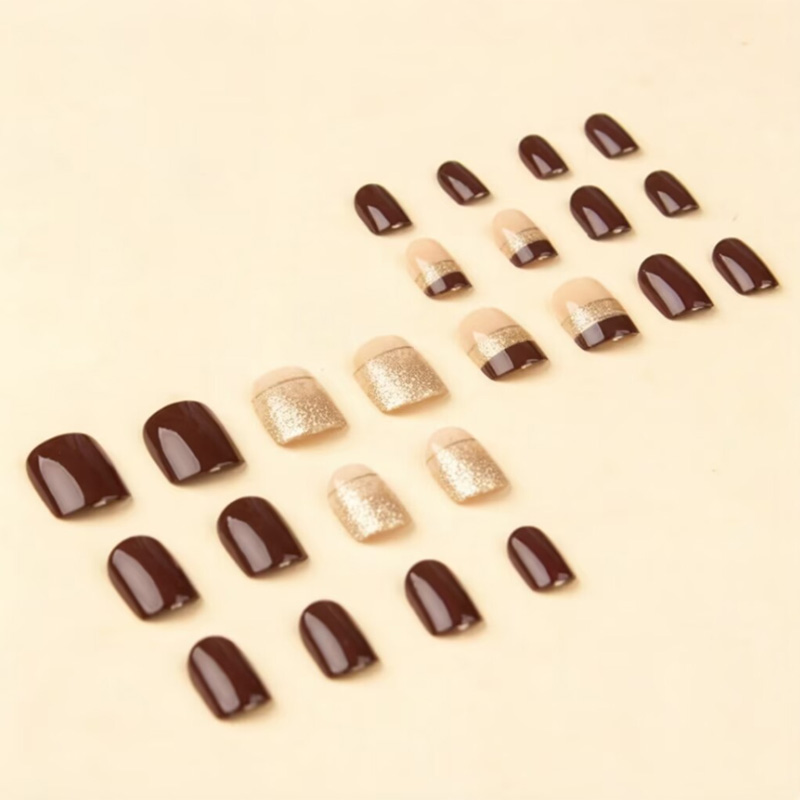 أظافر صناعية قصيرة مربعة الشكل - مراجعة Nail Art Aesthetic وسعره