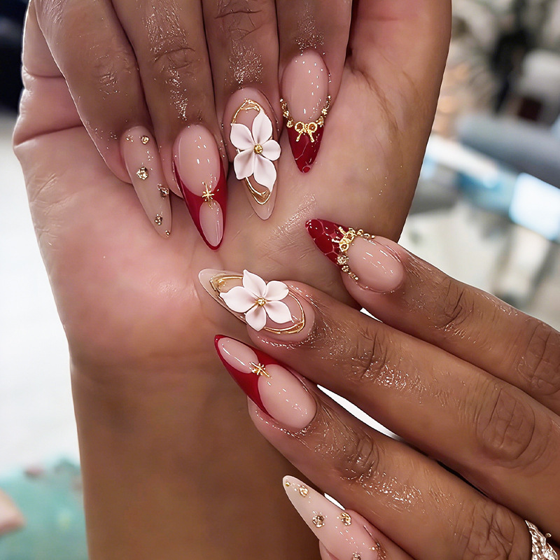 24 قطعة أظافر صناعية جاهزة لاص - مراجعة Nail Art Aesthetic وسعره
