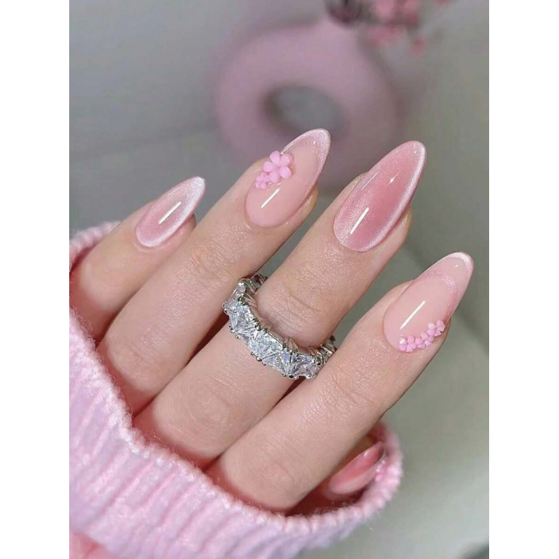 10 قطع من أظافر اللوز المتوسطة - مراجعة Nail Art Cat Eye Simple وسعره